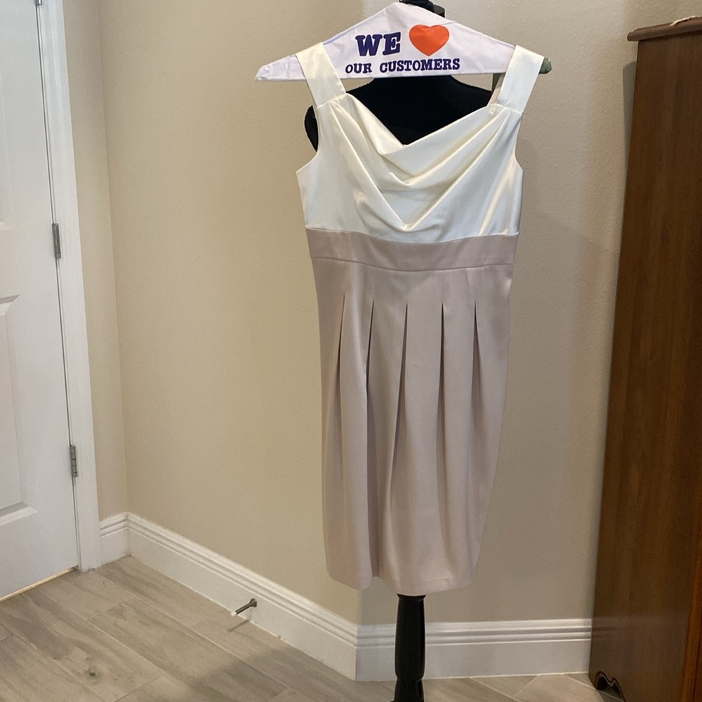 London times Size 6 vintage dress.